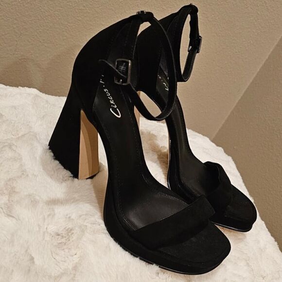 NWOT Sam Edelman Circus Holmes Black Suede Heels Size 7 - Picture 1 of 8